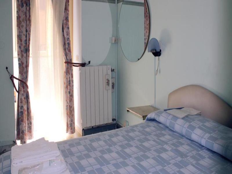 Alessandro A San Pietro Best Bed Rome Exterior photo